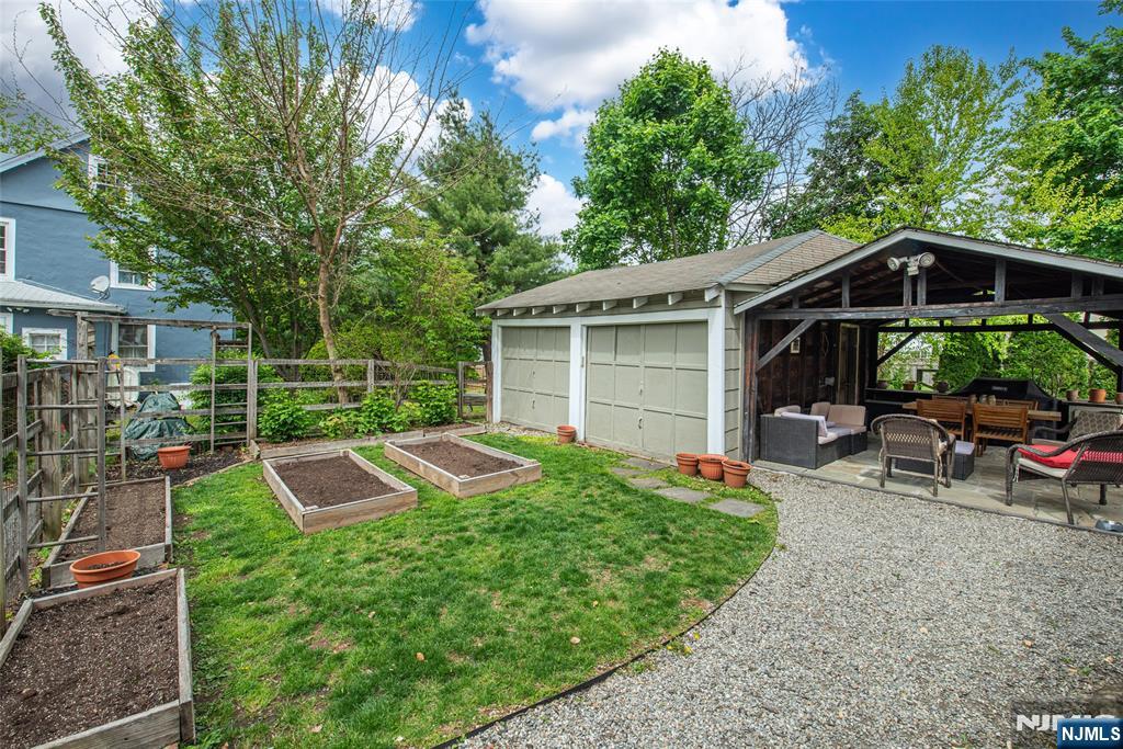 6 Maple Street Bernardsville, NJ 07924 - Photo 20 of 24
