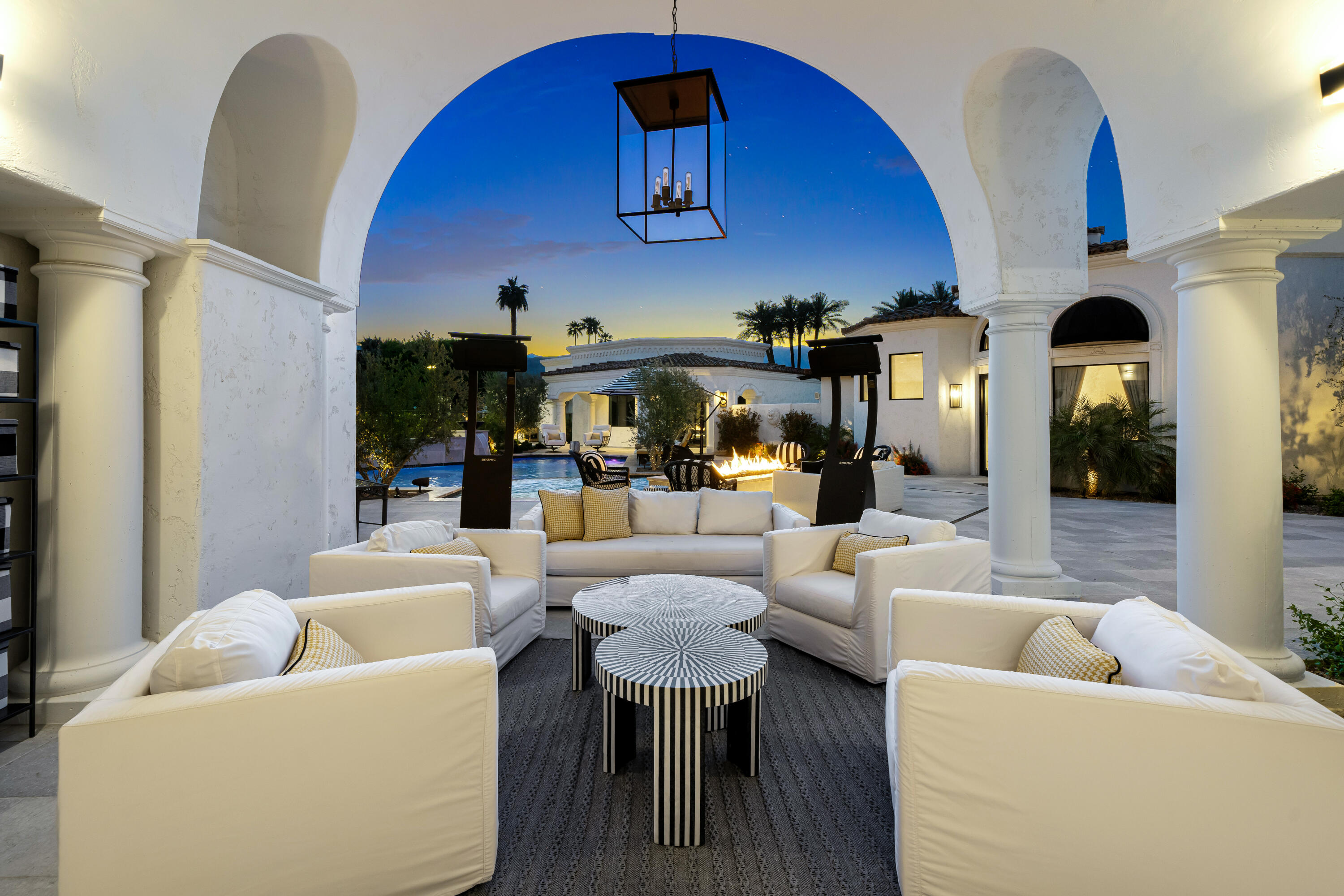 40440 Morningstar Road Rancho Mirage, CA 92270 - Photo 13 of 64 a living room with furniture and wooden floor