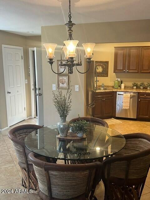 8700 East Mountain View Road, Unit 1058 Scottsdale, AZ 85258 - Photo 12 of 31 a room with table and chairs