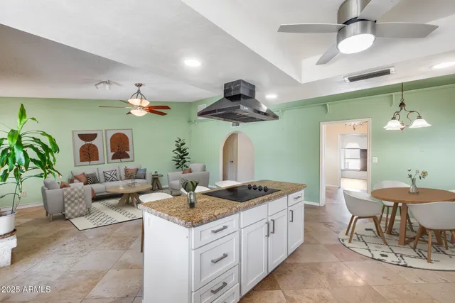 $584,000 | 319 East Hackamore Street, Mesa, AZ 85201