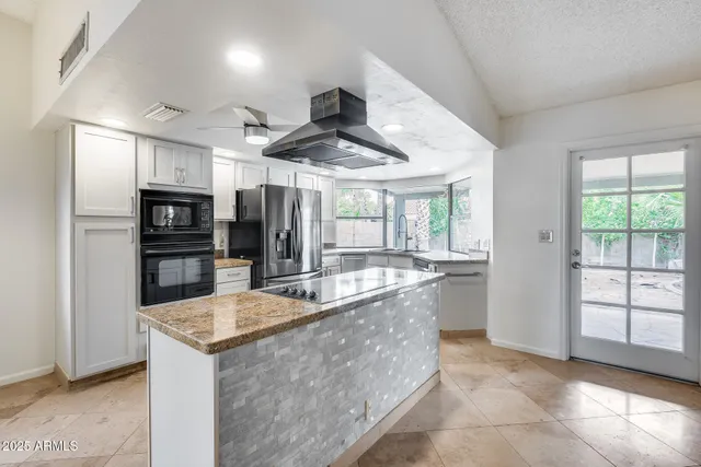 $584,000 | 319 East Hackamore Street, Mesa, AZ 85201