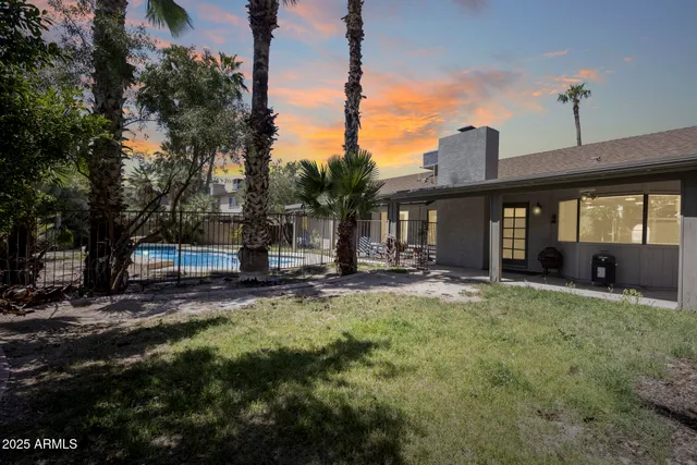 $584,000 | 319 East Hackamore Street, Mesa, AZ 85201