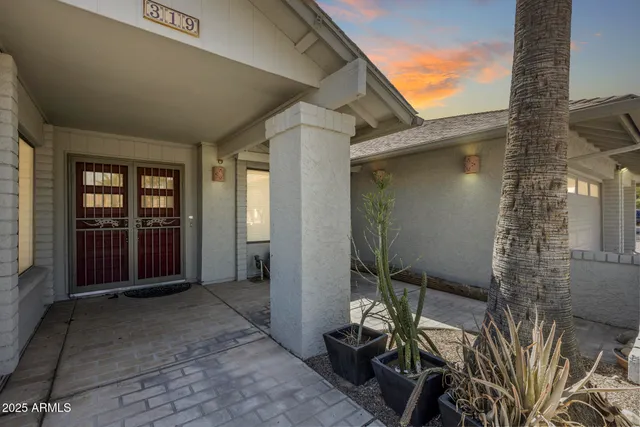 $584,000 | 319 East Hackamore Street, Mesa, AZ 85201