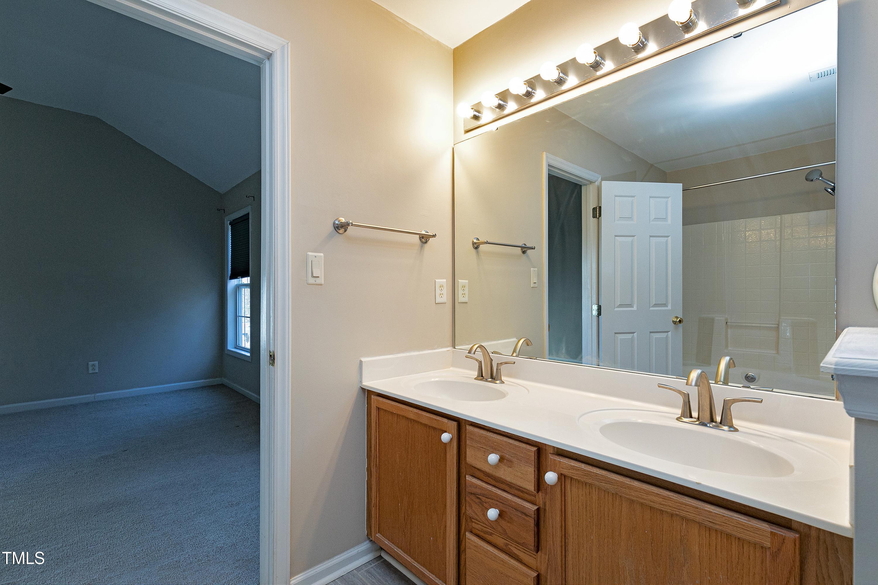 2405 Goldfinch Way Raleigh, NC 27606 - Photo 29 of 48 Primary Bathroom