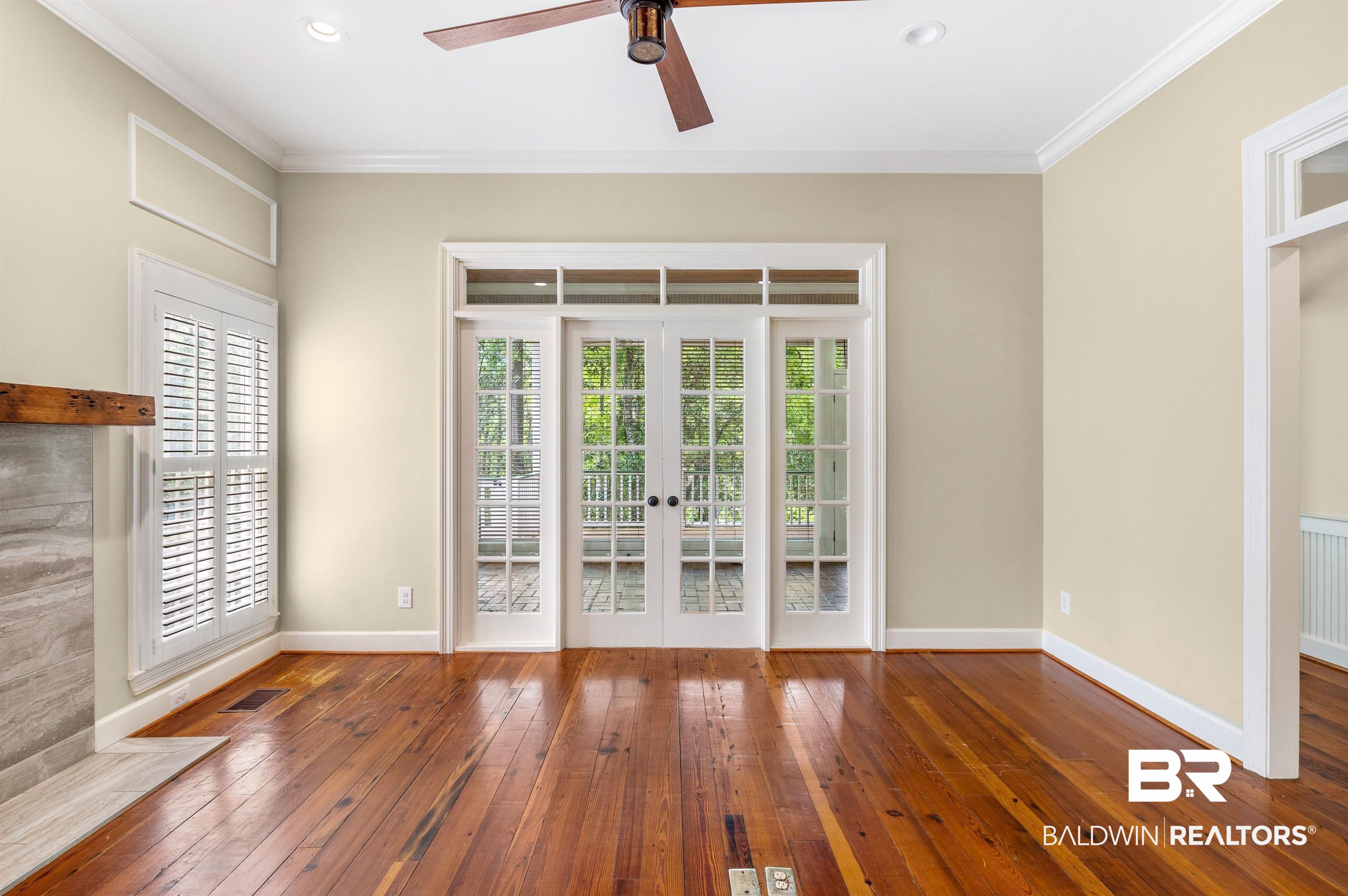 22751 Main Street Fairhope, AL 36532 - Photo 17 of 50 Great Room