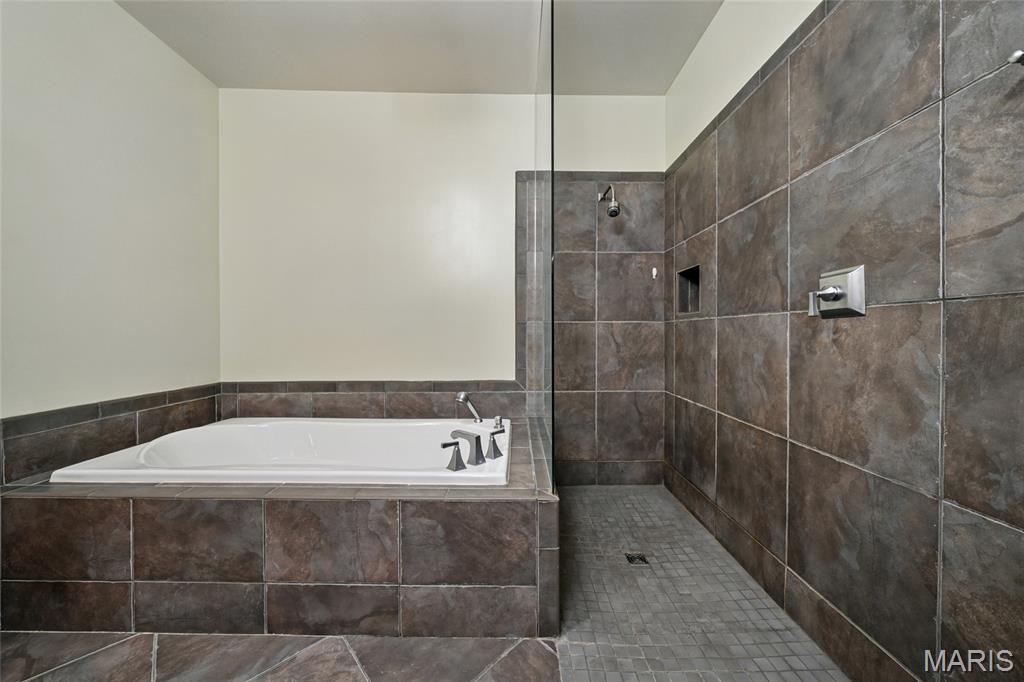 901 Washington Avenue, Unit 305 St. Louis, MO 63101 - Photo 10 of 21