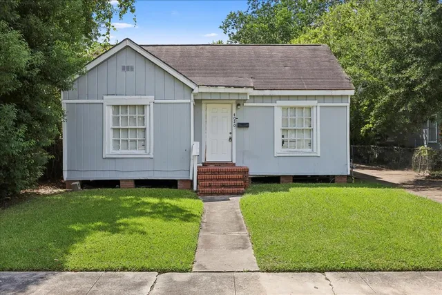 $1,200 | 4020 Ector Avenue, Beaumont, TX 77705