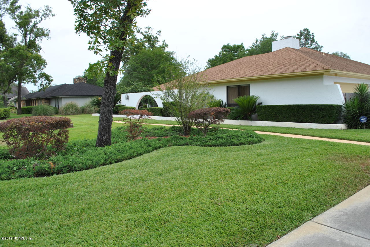 8124 Shady Grove Rd Jacksonville FL 3225