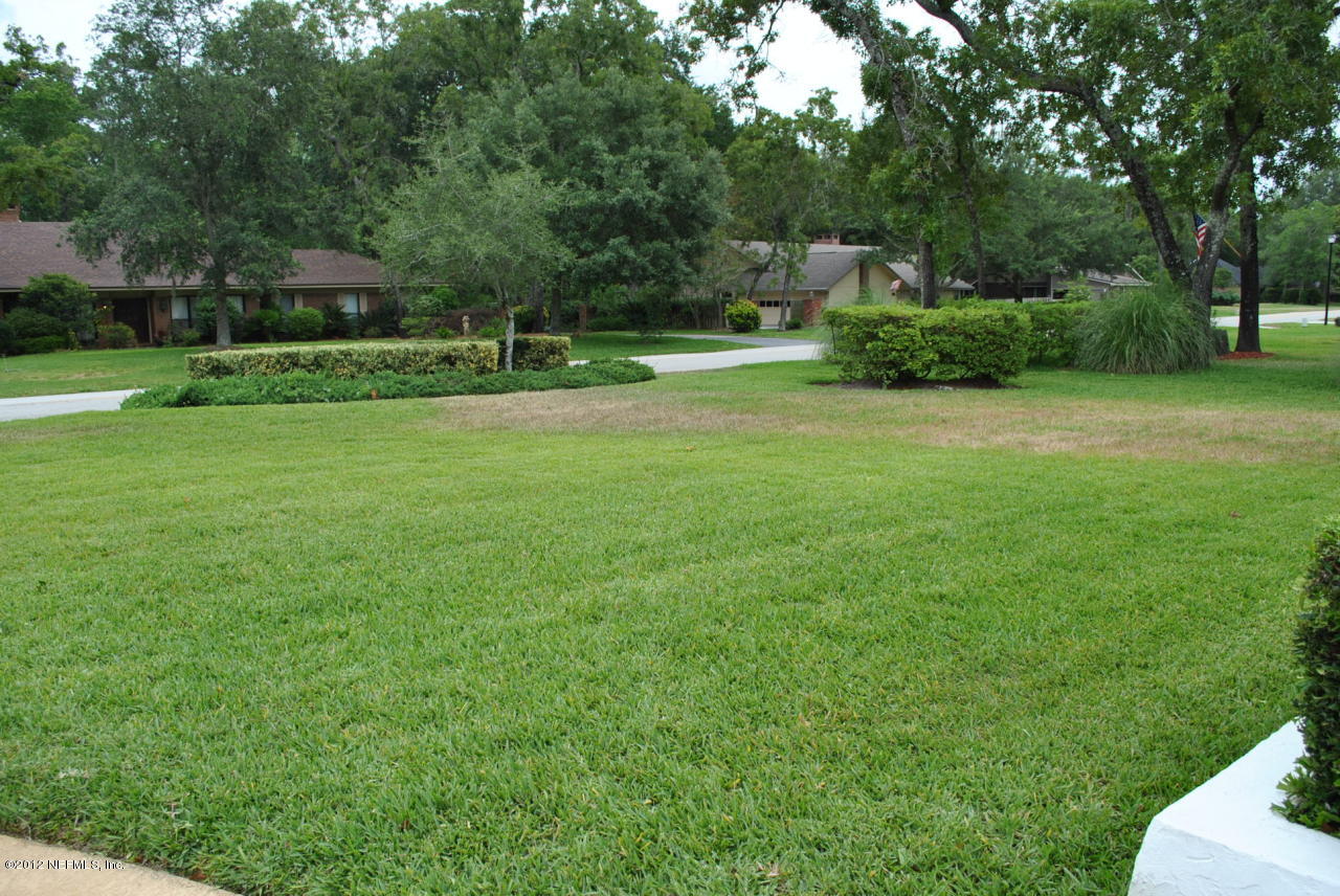 8124 Shady Grove Road Jacksonville, FL 32256 - Photo 8 of 16 DSC_0043