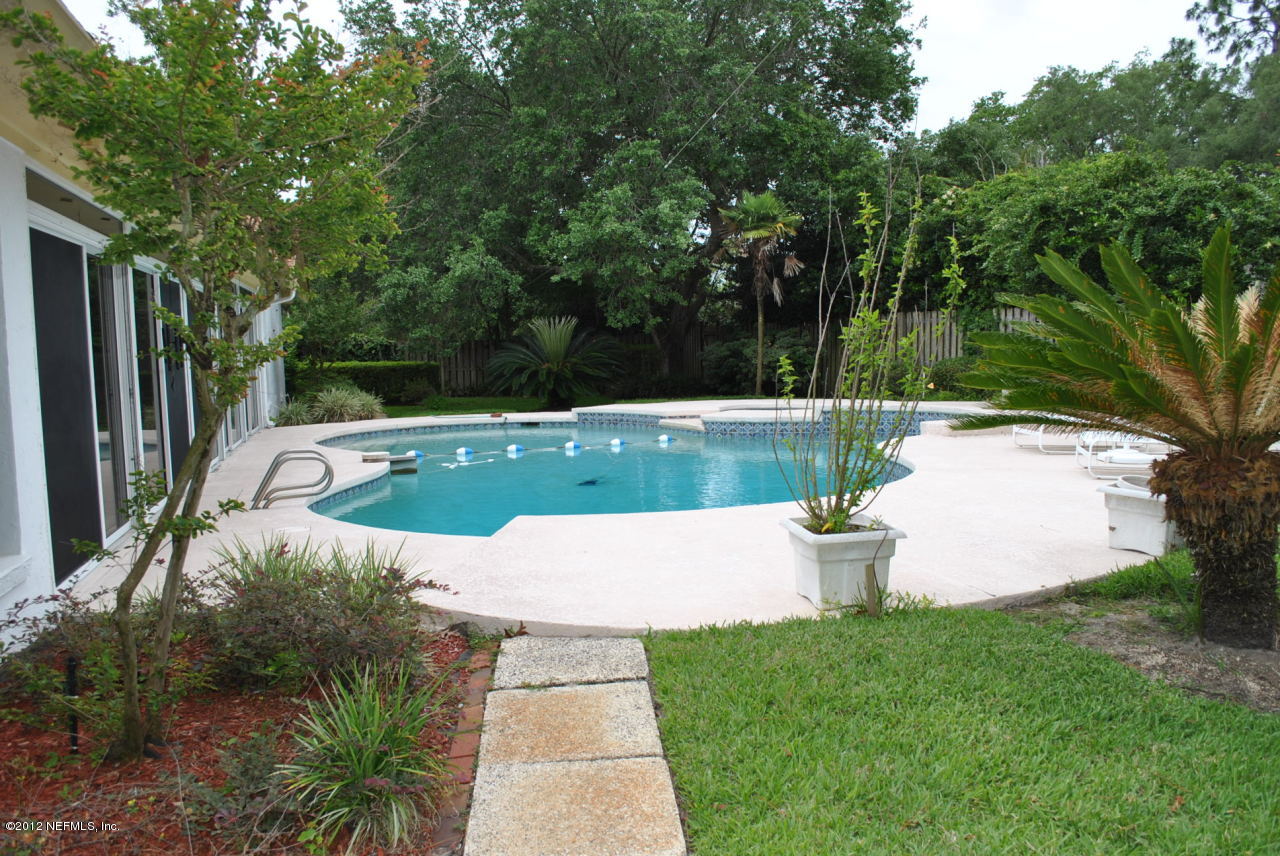 8124 Shady Grove Road Jacksonville, FL 32256 - Photo 9 of 16 DSC_0044