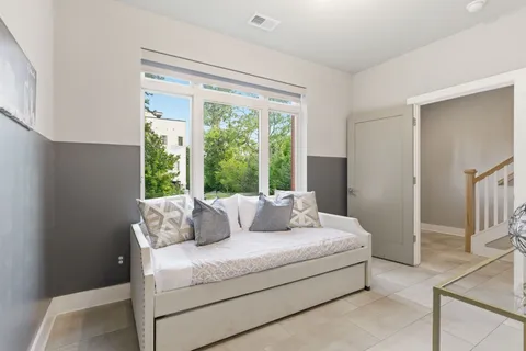 $765,000 | 1000 West Trinity Lane, Nashville, TN 37218