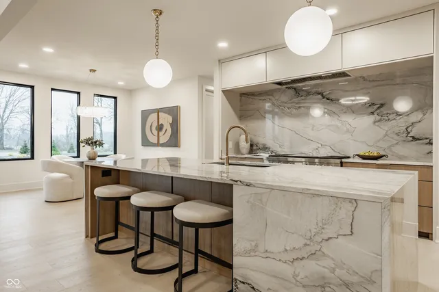 $1,980,000 | 4094 Chapel Hl Court, Bargersville, IN 46106