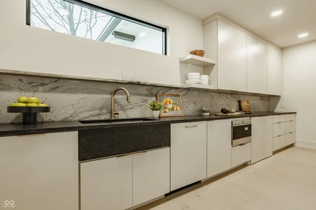 $1,980,000 | 4094 Chapel Hl Court, Bargersville, IN 46106