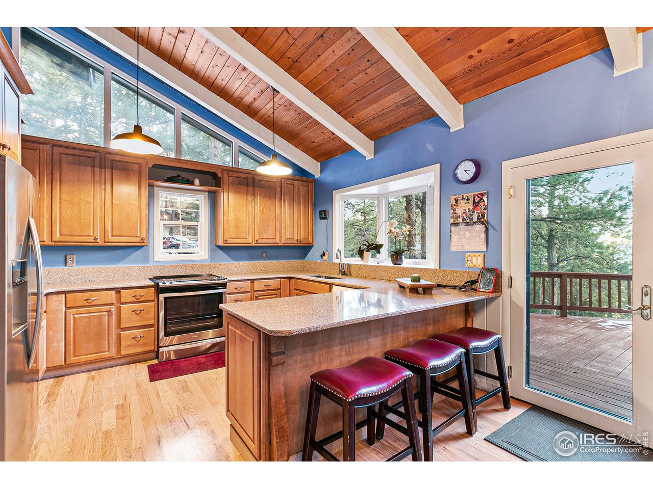 661 Peakview Road Boulder, CO 80302 - Photo 13 of 38