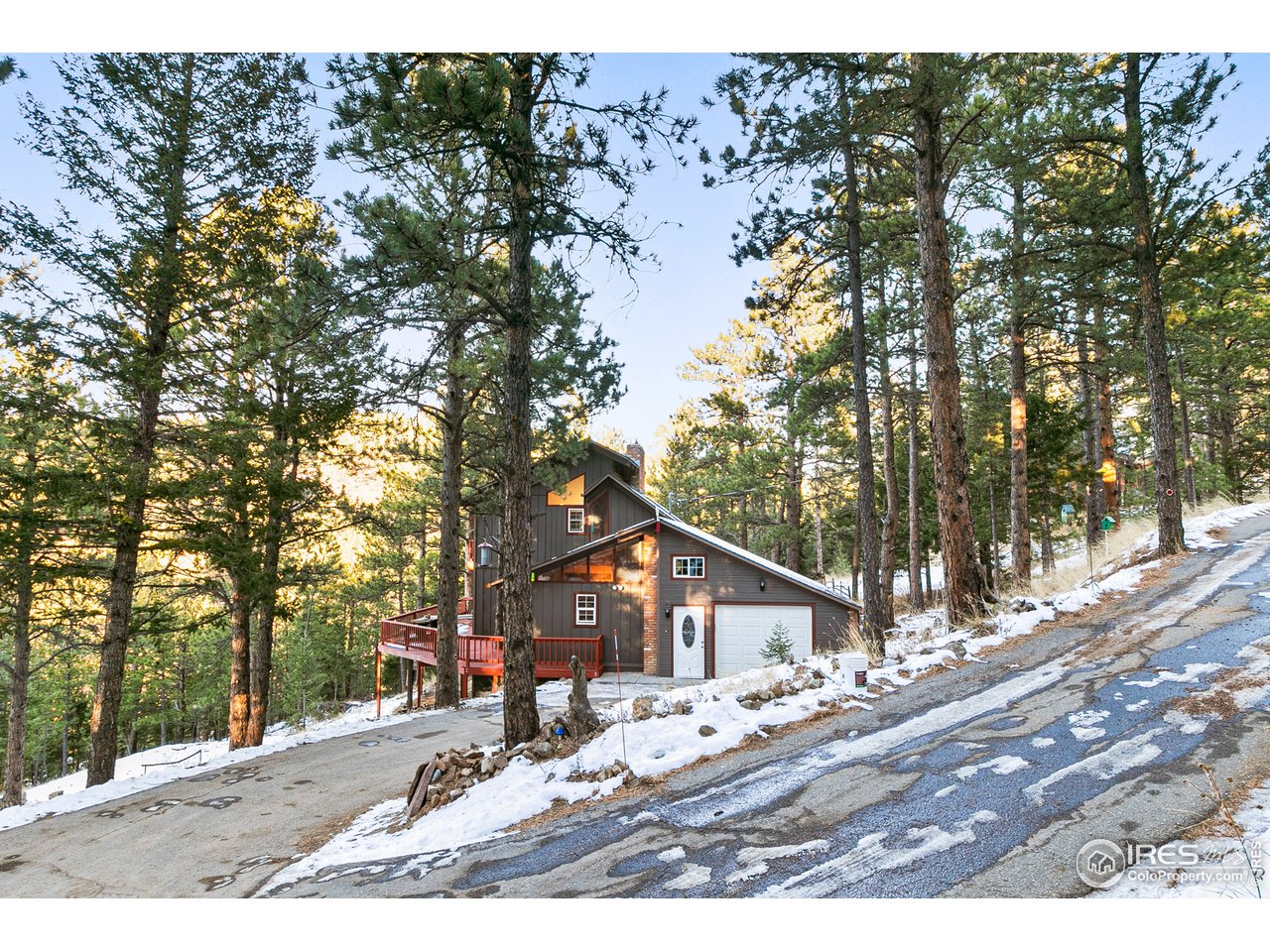 661 Peakview Road Boulder, CO 80302 - Photo 3 of 38