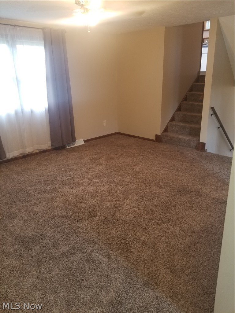 2 Holly Court Rittman, OH 44270 - Photo 7 of 24 living room