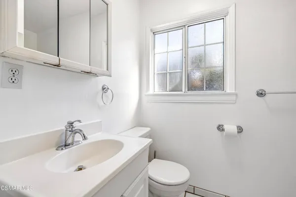 $1,390,000 | 1484 North Rose Street, Burbank, CA 91505