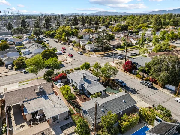 $1,390,000 | 1484 North Rose Street, Burbank, CA 91505