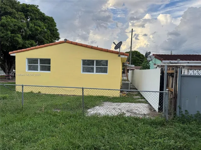 $555,000 | 685 Southeast Park Drive, Hialeah, FL 33010