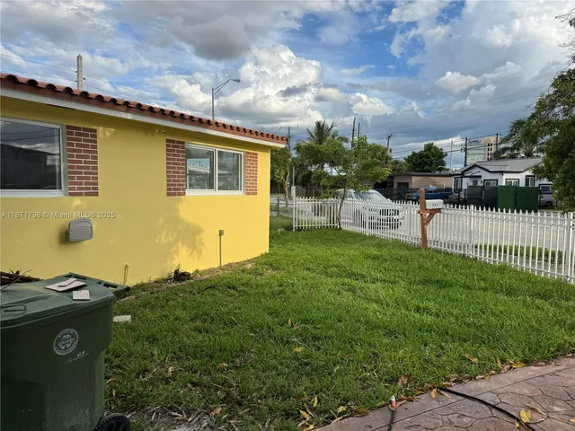 $555,000 | 685 Southeast Park Drive, Hialeah, FL 33010