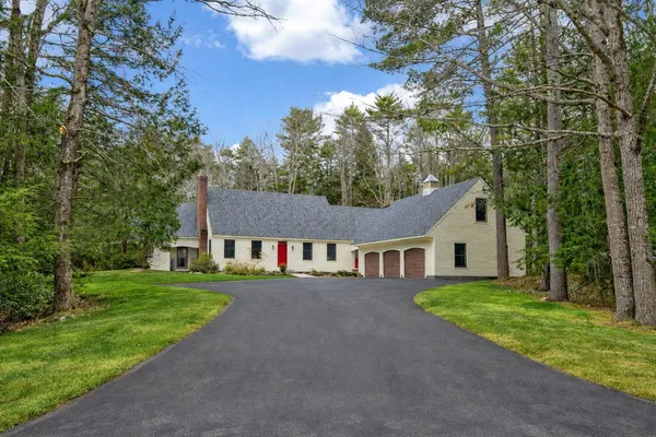 $985,000 | 24 Hemlock Ridge, North Yarmouth, ME 04097