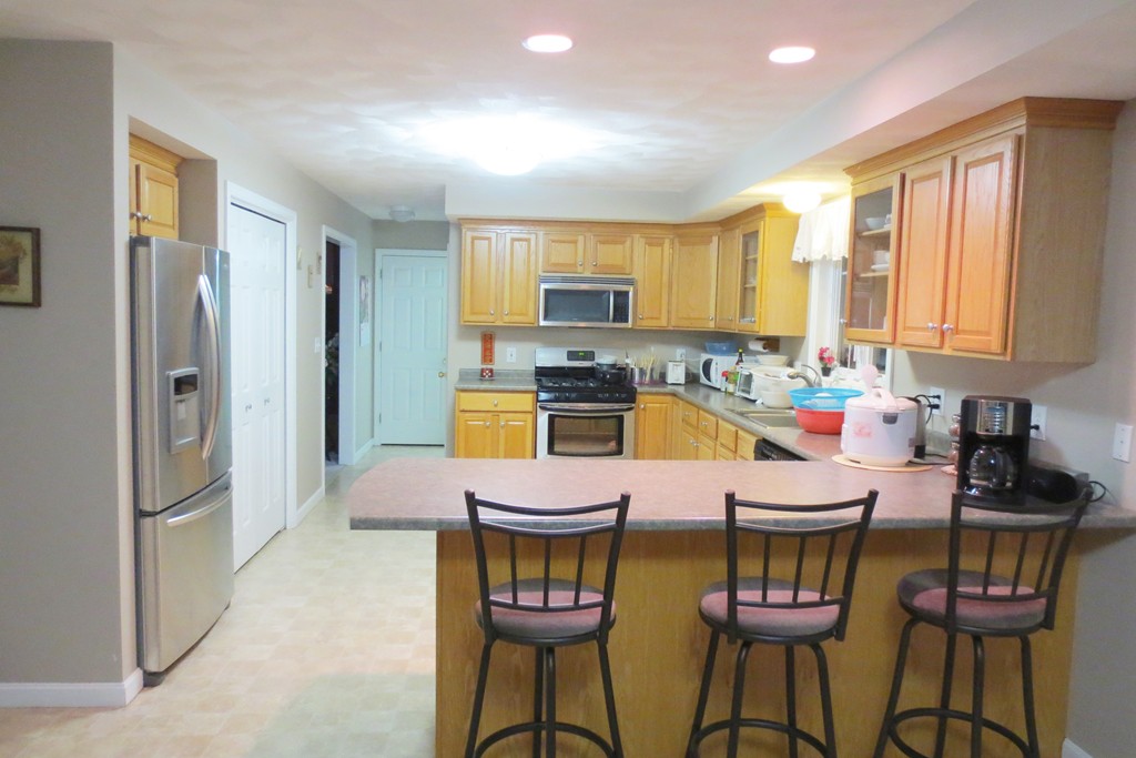 21 Maple Ridge Road Methuen, MA 01844 - Photo 10 of 15 Gallery Image 10