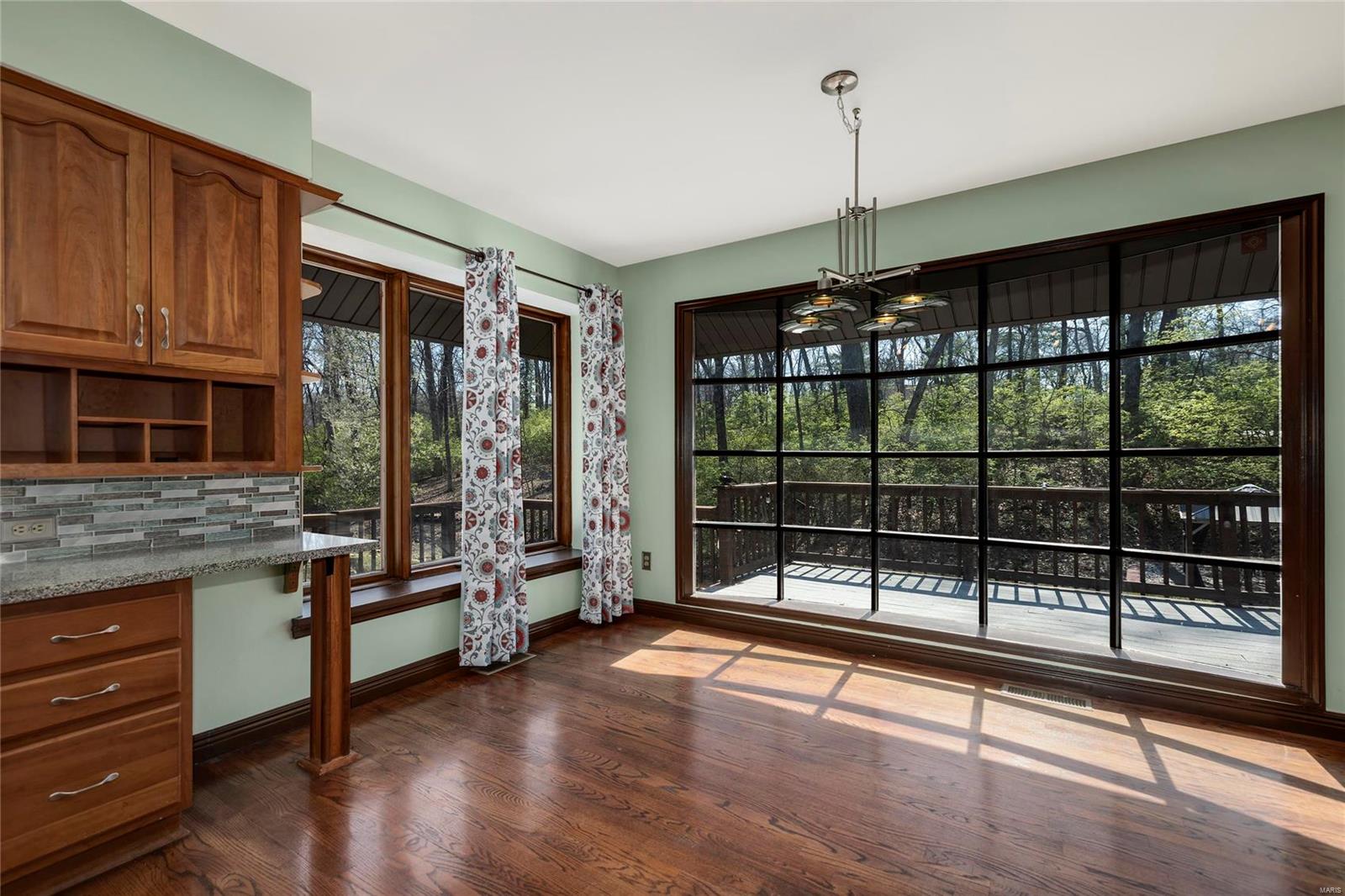 1911 Rustic Oak Road Chesterfield, MO 63017 - Photo 11 of 42 Gallery Image 11