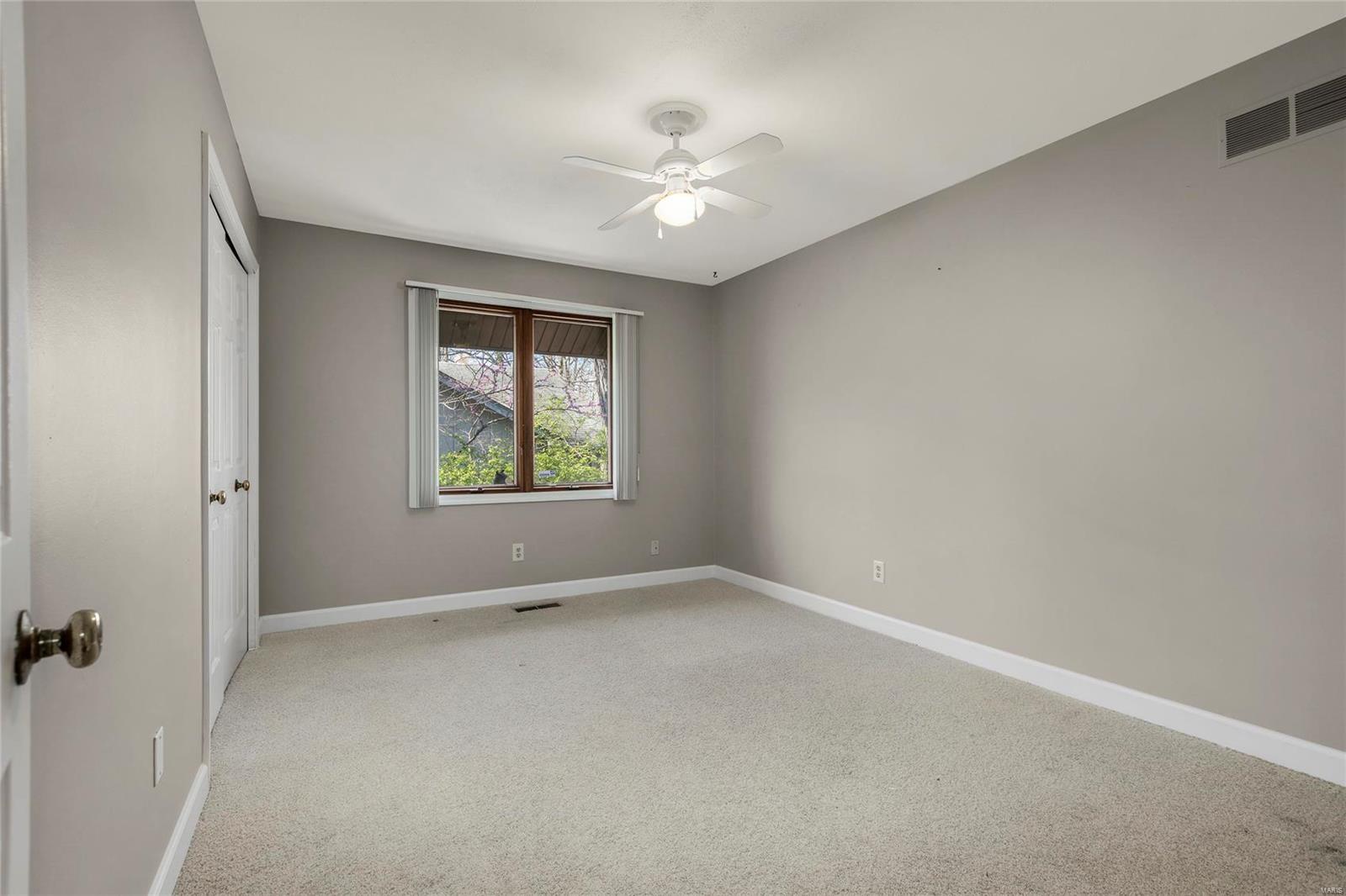 1911 Rustic Oak Road Chesterfield, MO 63017 - Photo 17 of 42 Gallery Image 17