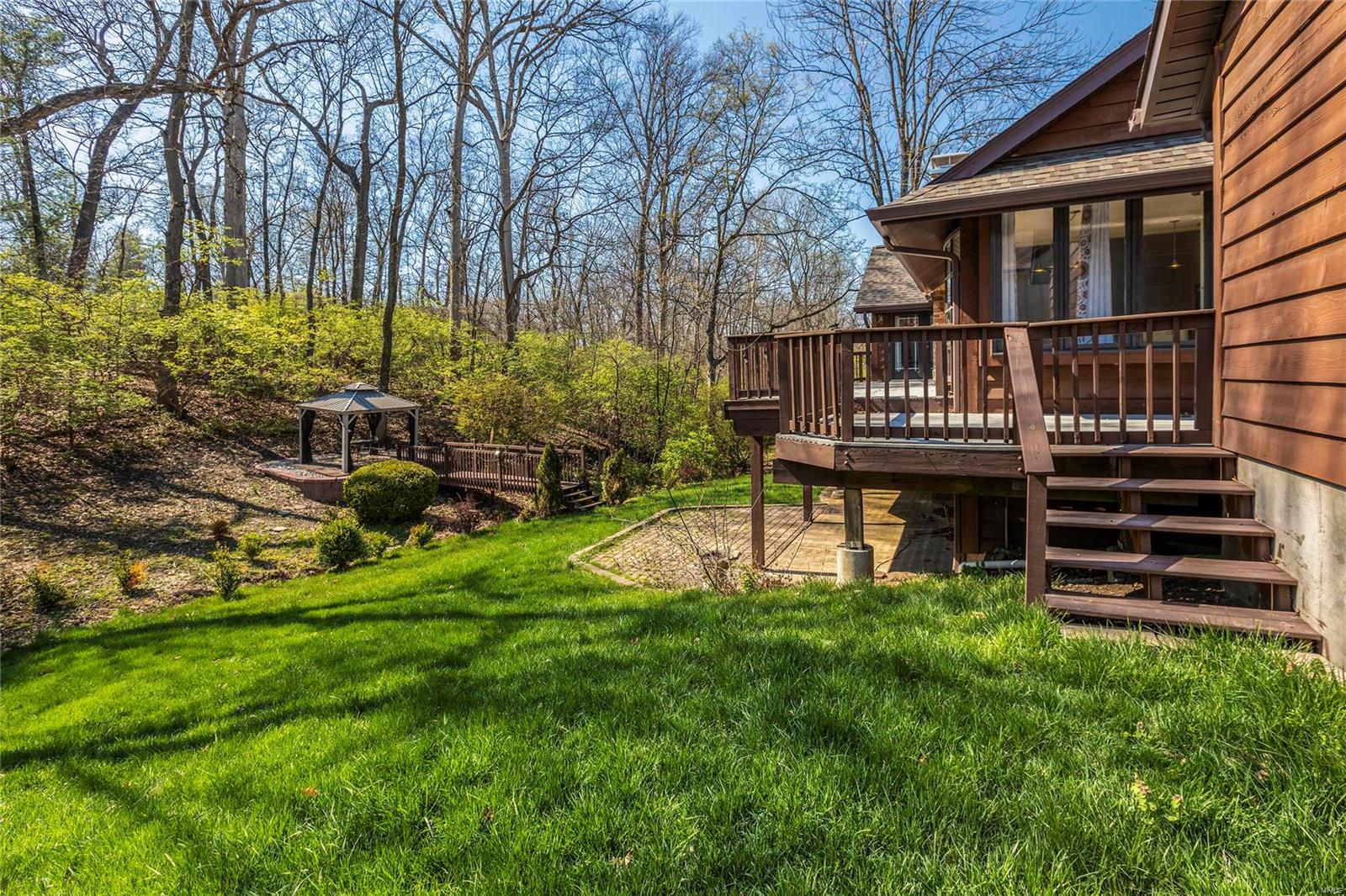 1911 Rustic Oak Road Chesterfield, MO 63017 - Photo 34 of 42 Gallery Image 34
