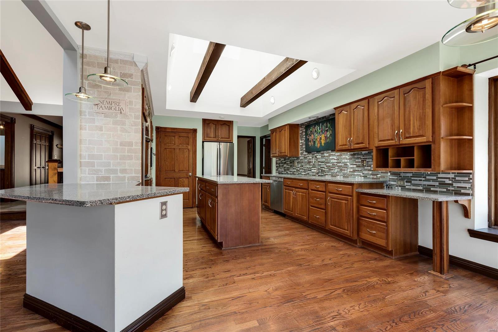 1911 Rustic Oak Road Chesterfield, MO 63017 - Photo 8 of 42 Gallery Image 8