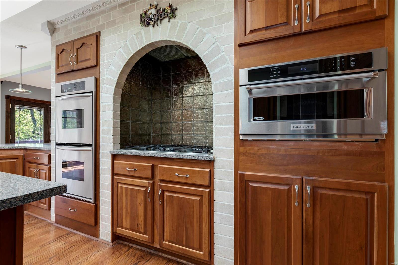 1911 Rustic Oak Road Chesterfield, MO 63017 - Photo 9 of 42 Gallery Image 9
