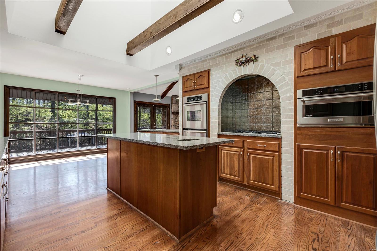 1911 Rustic Oak Road Chesterfield, MO 63017 - Photo 10 of 42 Gallery Image 10