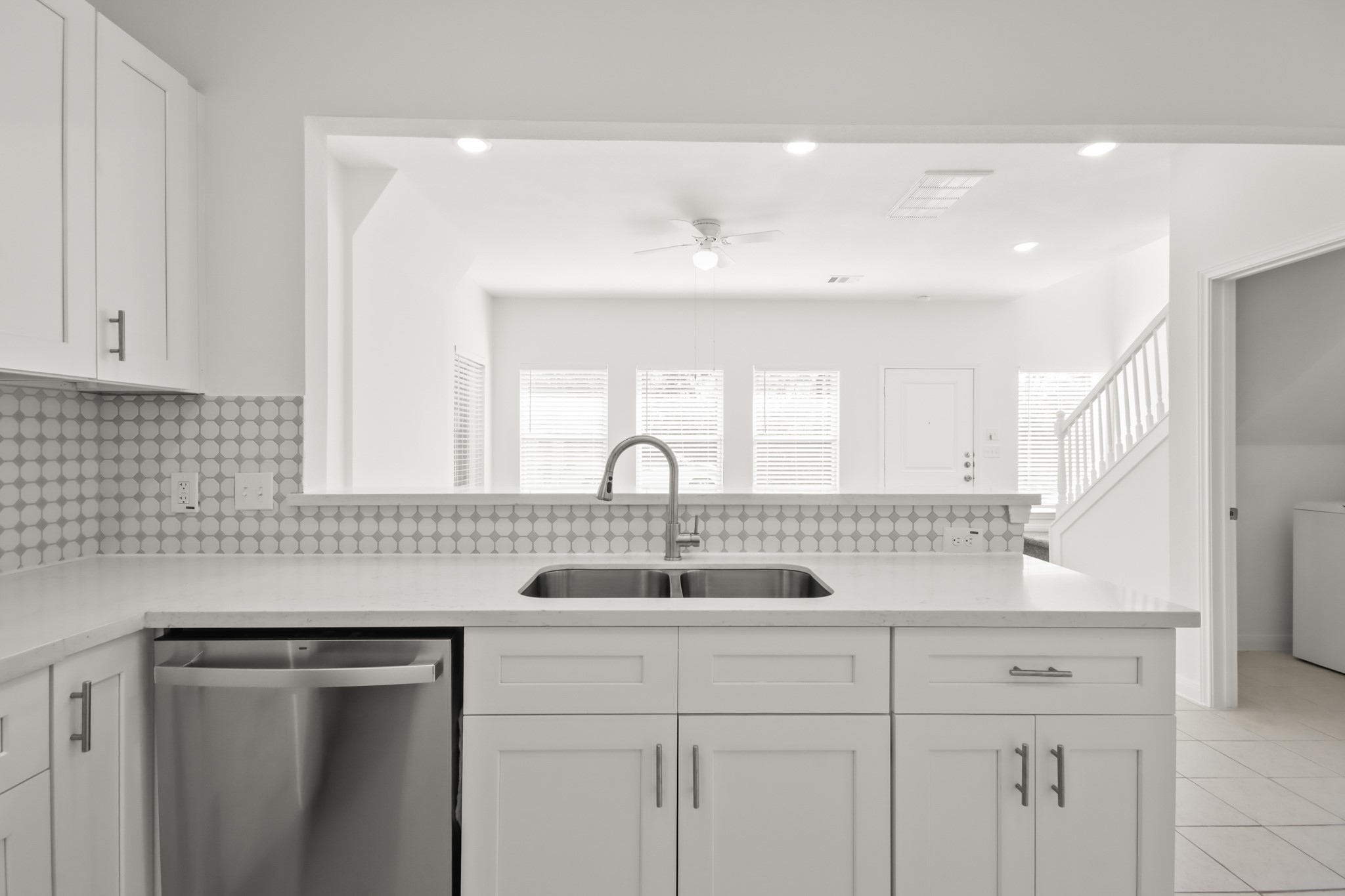 8302 Tidwell Road, Unit B Houston, TX 77028 - Photo 12 of 31