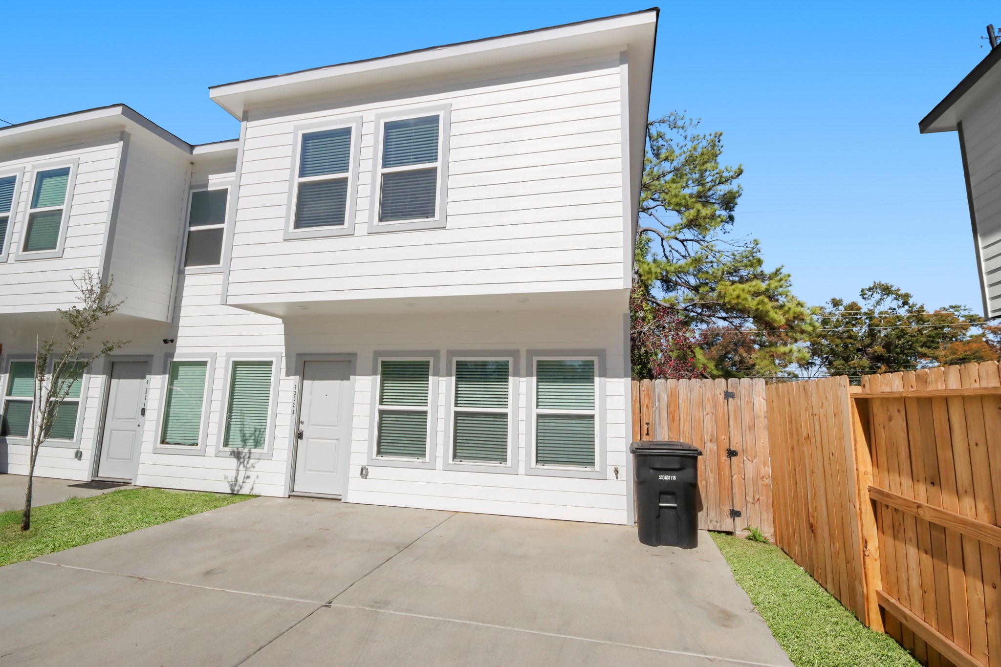 8302 Tidwell Road, Unit B Houston, TX 77028 - Photo 3 of 31