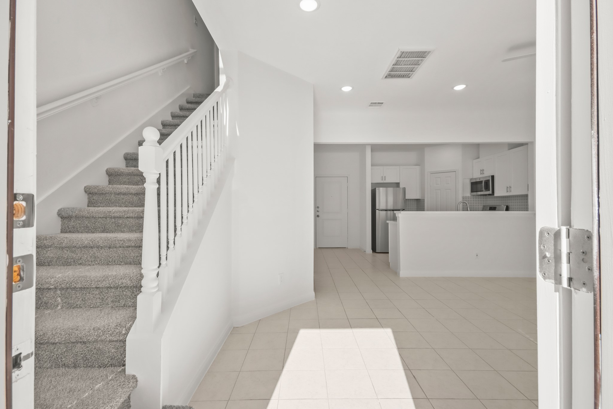 8302 Tidwell Road, Unit B Houston, TX 77028 - Photo 5 of 31