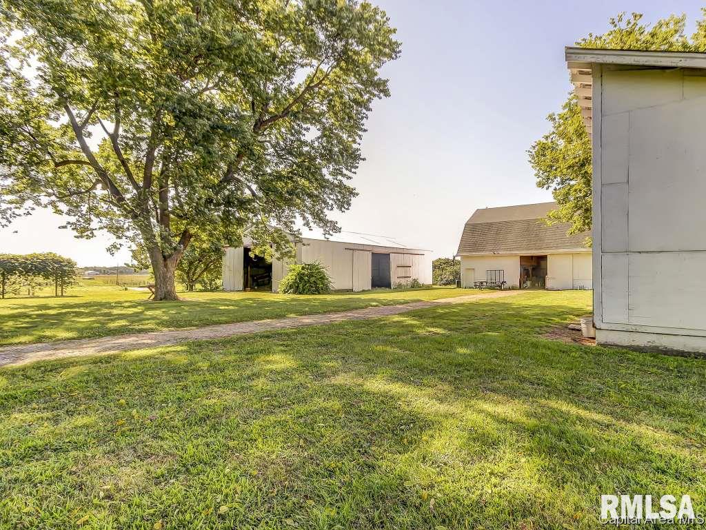 953 Klor Road Buffalo, IL 62515 - Photo 4 of 36 Gallery Image 4