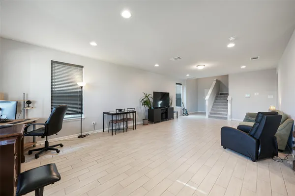 $2,050 | 108 Drifter Lane, Jarrell, TX 76537