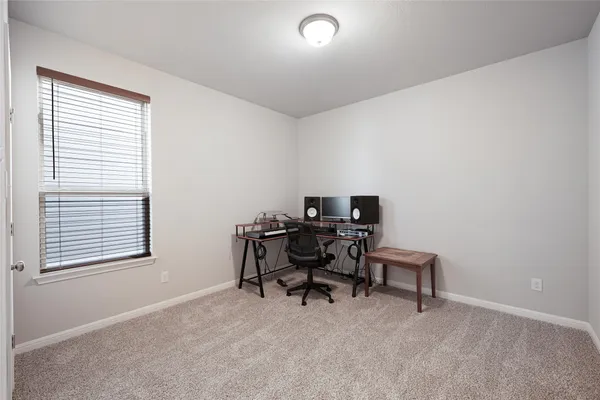 $2,050 | 108 Drifter Lane, Jarrell, TX 76537