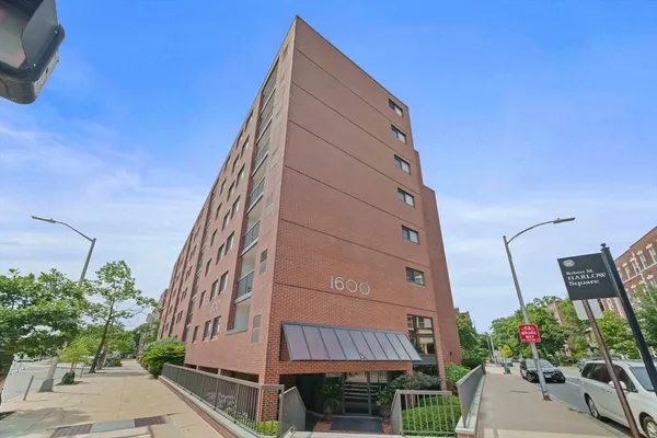 $4,200 | 1600 Massachusetts Avenue, Unit 203, Cambridge, MA 02138