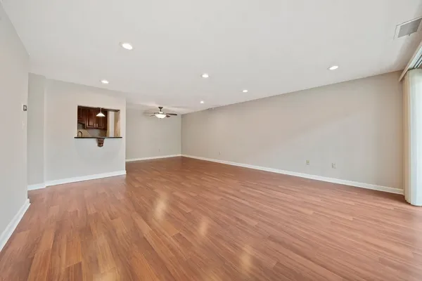 $4,200 | 1600 Massachusetts Avenue, Unit 203, Cambridge, MA 02138