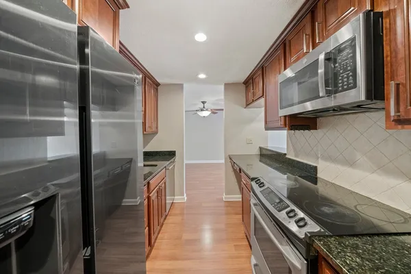 $4,200 | 1600 Massachusetts Avenue, Unit 203, Cambridge, MA 02138