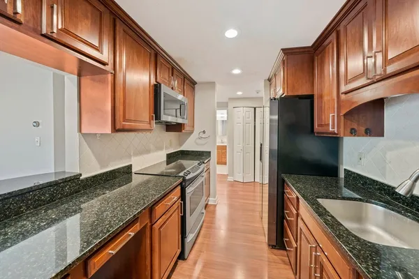 $4,200 | 1600 Massachusetts Avenue, Unit 203, Cambridge, MA 02138