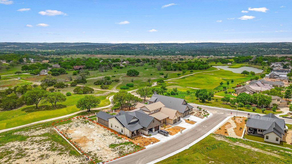 1016 Albatross Way East Kerrville, TX 78028 - Photo 5 of 8
