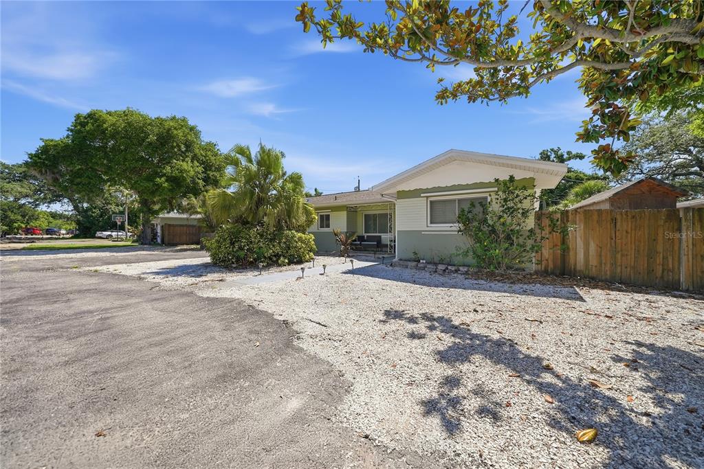 955 Indian Rocks Road Largo, FL 33770 - Photo 39 of 40