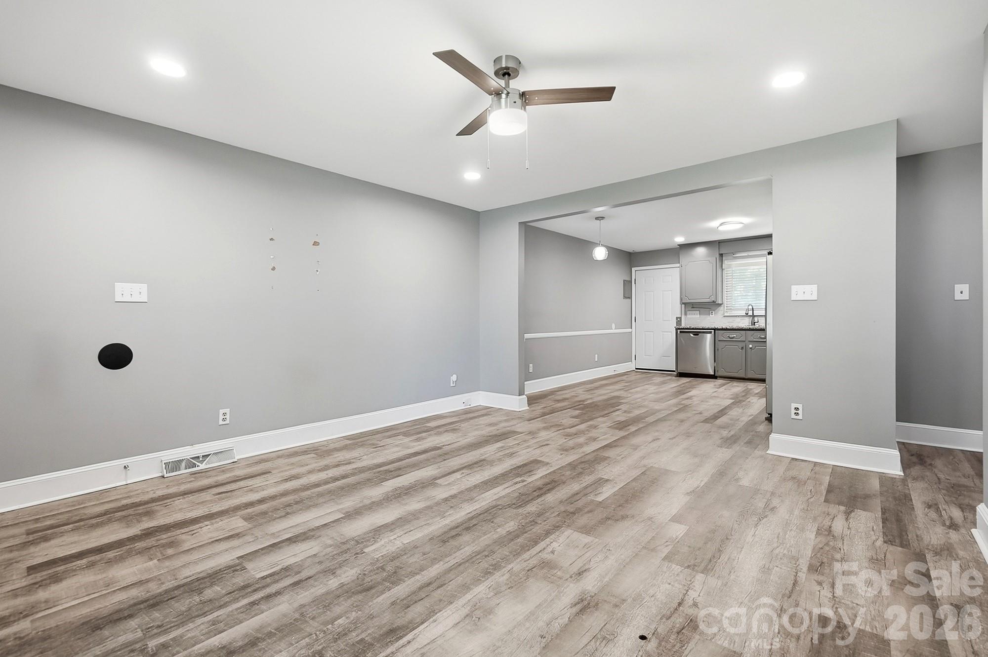 8051 By-Way Road Charlotte, NC 28215 - Photo 9 of 30 Gallery Image 9
