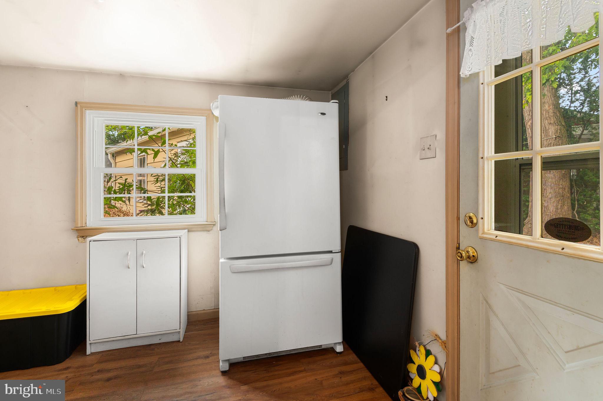 428 Tanner Road Hatboro, PA 19040 - Photo 15 of 25 Mudroom/Laundry