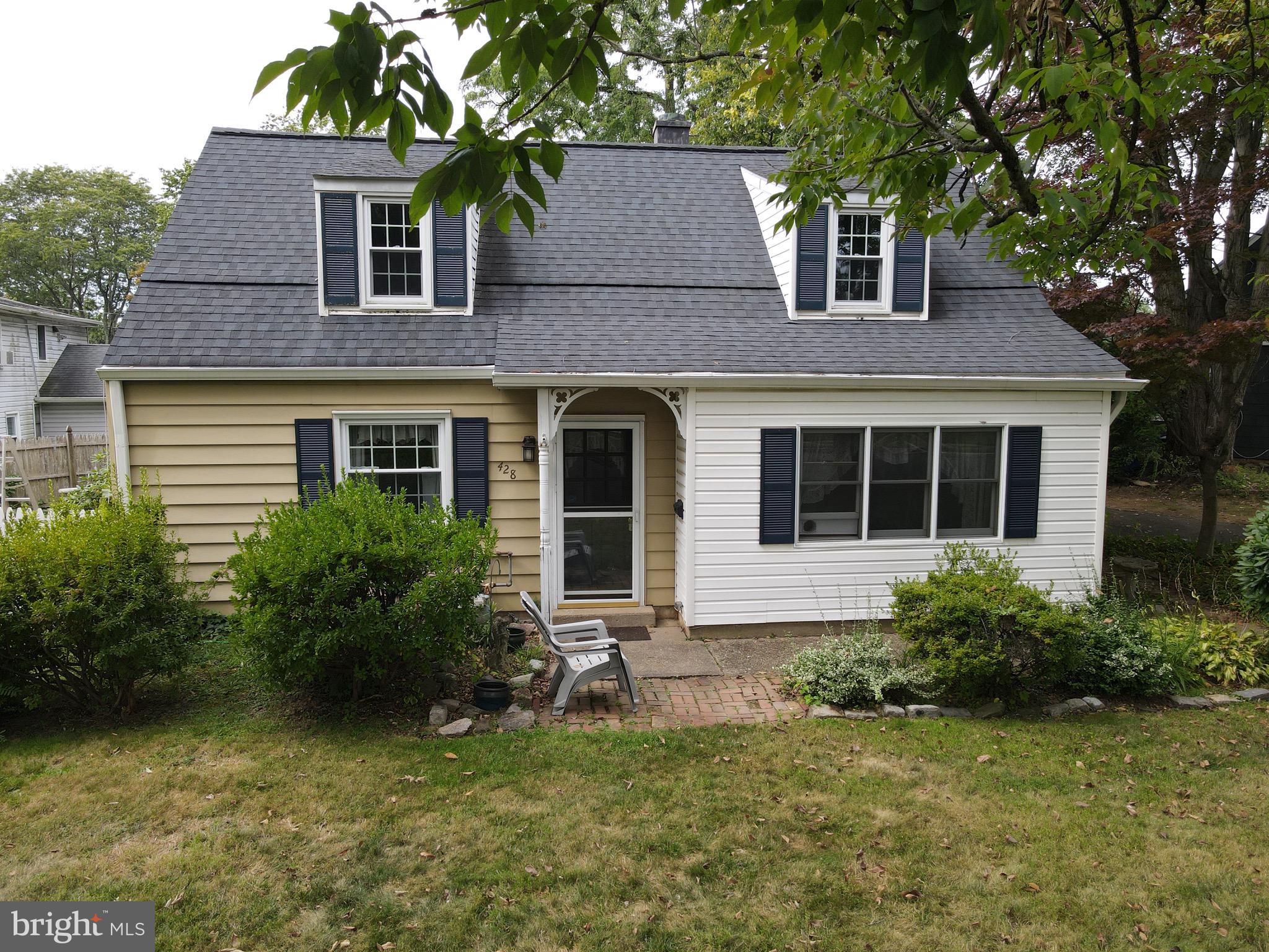 428 Tanner Road Hatboro, PA 19040 - Photo 3 of 25