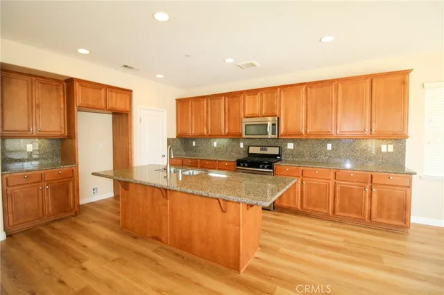 $3,195 | 29577 Longshore Drive, Menifee, CA 92585