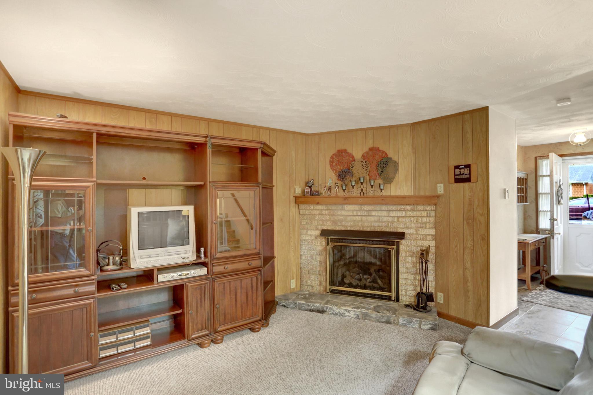 63 Sharon Road Enola, PA 17025 - Photo 6 of 40 Gallery Image 6