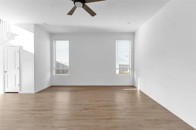 $2,500 | 1426 Northwood Blf Lane, Pinehurst, TX 77362